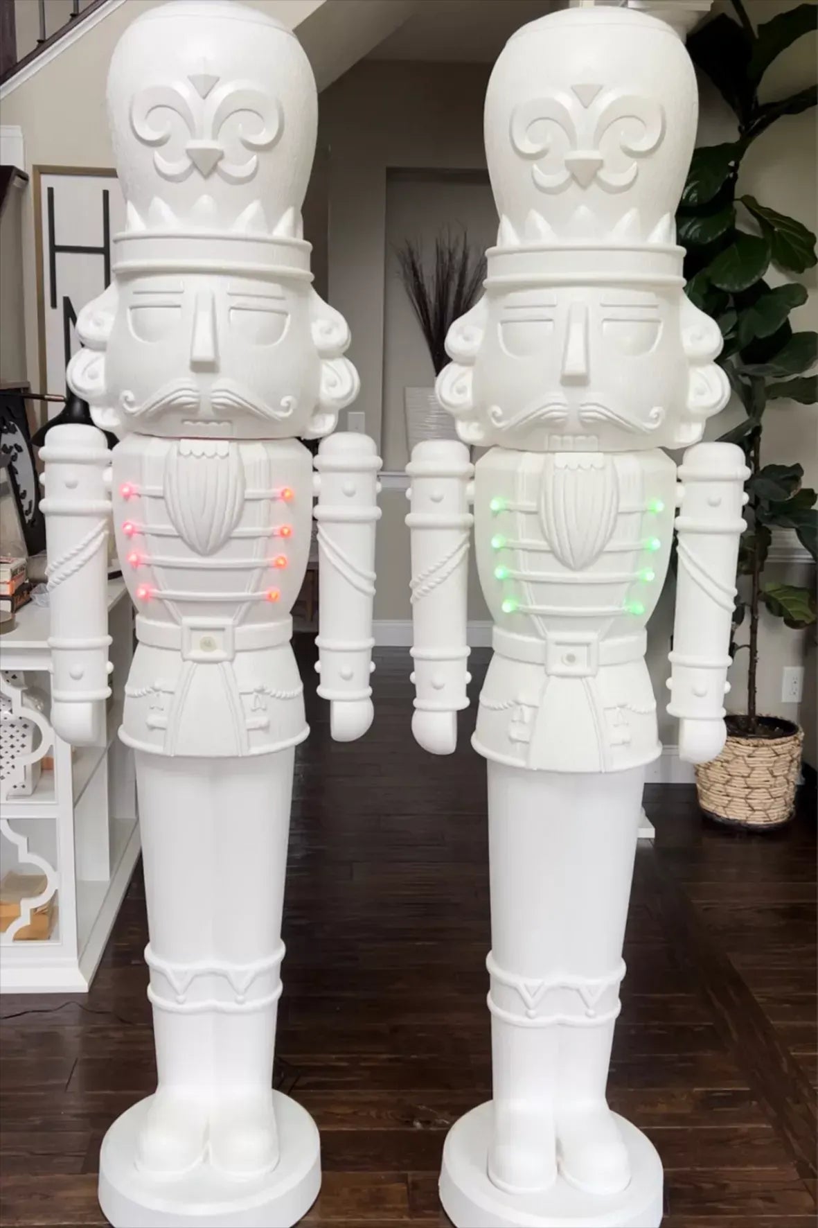 🎄christmas Sale🎄 - 75" DlY White Nutcracker Mold, With Lights Plays Music
