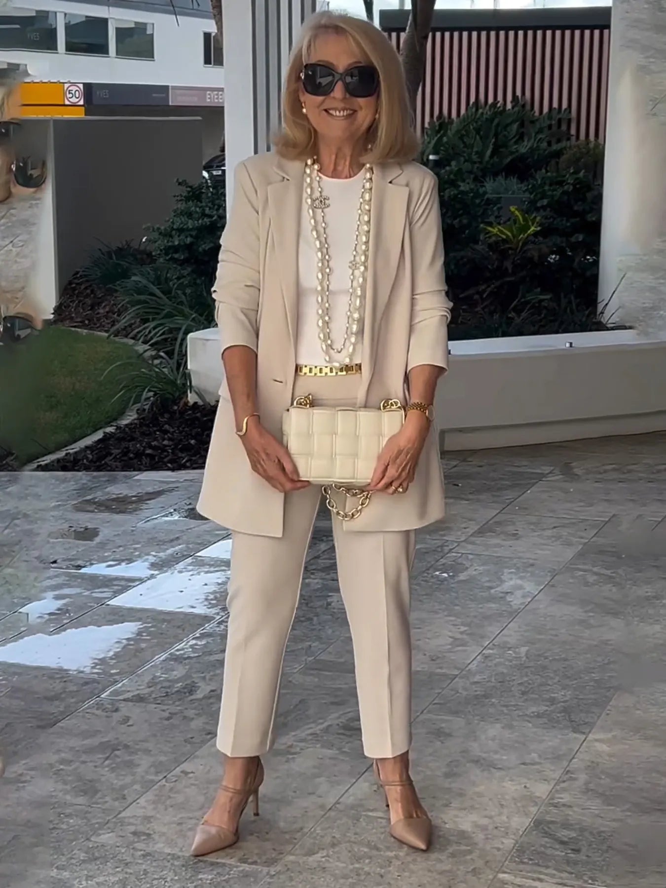 Two-Piece Suit Blazer Coat Pants Gorgeous Neutral Styles Suit
