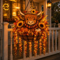 🐮🎃 Highland Cow Fall Hanging Basket with Warm LED Lights – Rustic Autumn Porch Decor & Farmhouse Welcome Accent