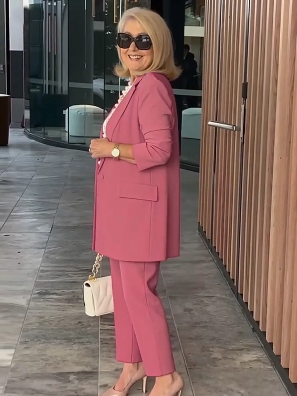 Two-Piece Suit Blazer Coat Pants Gorgeous Neutral Styles Suit