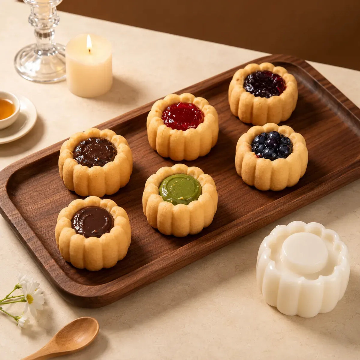🍪 6-Shape Hand-Press Pastry Mold Set